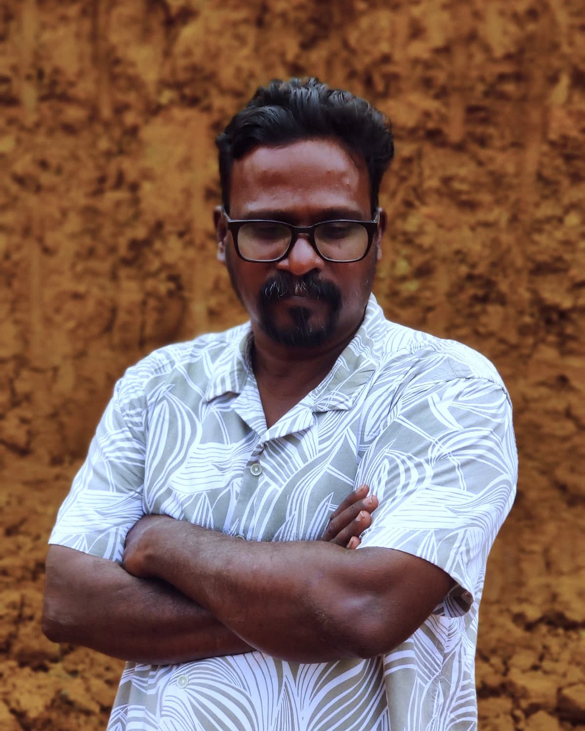 Dr. E. Tamilarasu